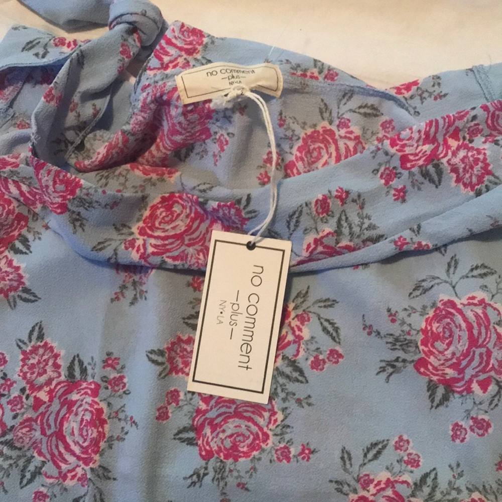 Blouse - Picture 3 of 3